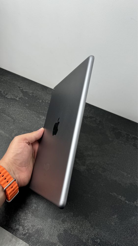 iPad 6 32GB Space Gray WiFi+LTE