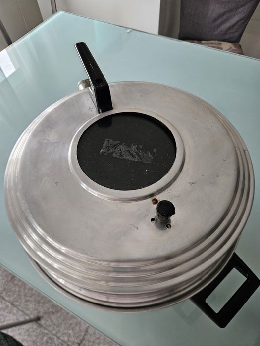 Cloche para cozinhar