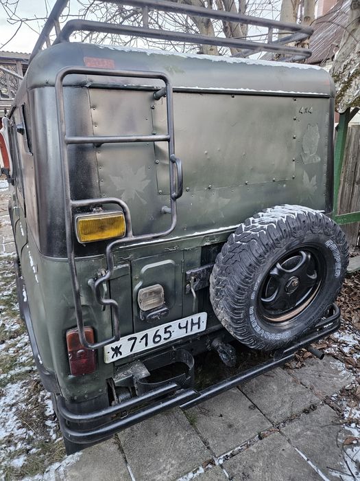 Автомобіль УАЗ 469-Б