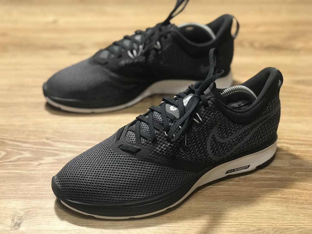 Стильные беговые кроссовки nike zoom strike розмір 42(26,5 см.)