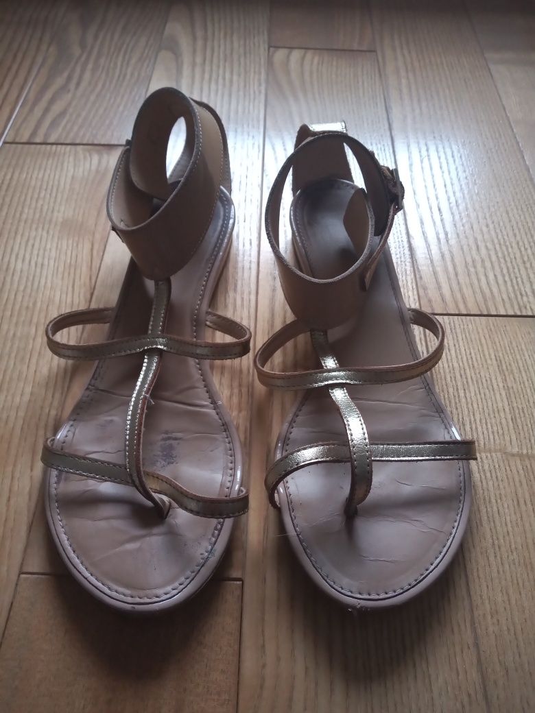 Sandały złote Prima moda 38