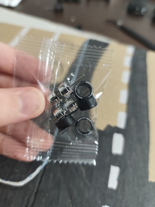 Резинові колеса для хот вілс