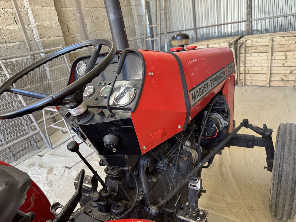 Massey ferguson 235