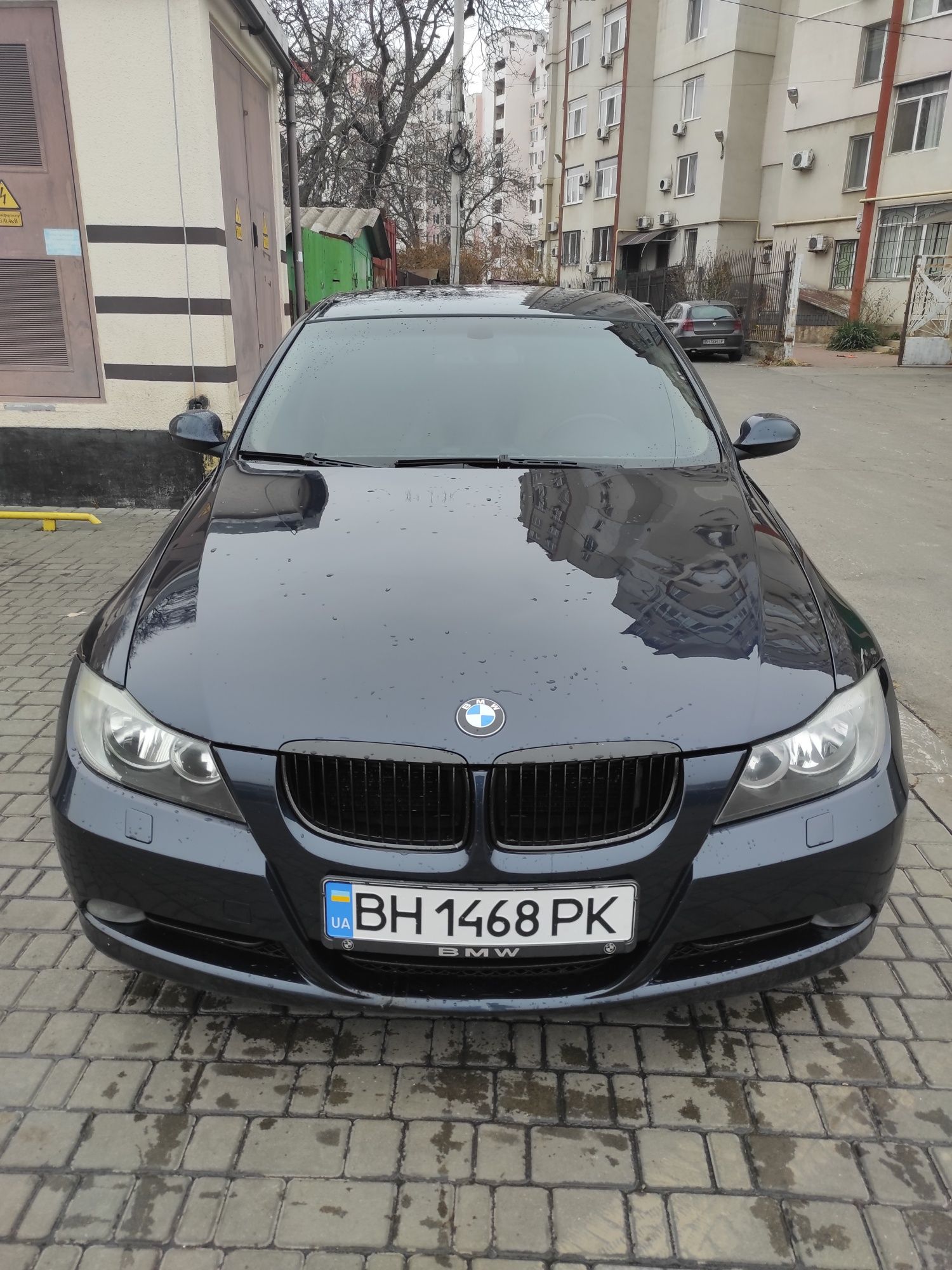 BMW E90 320i 2007г СРОЧНО!!!