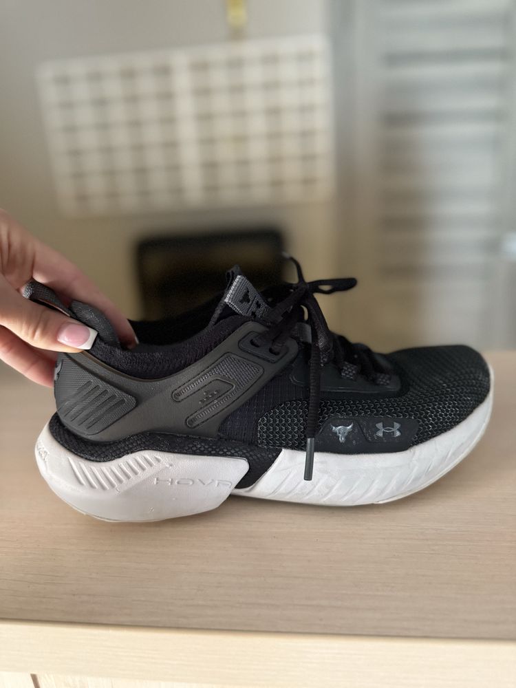 Кросівки Under Armour Project Rock 5 Training дуже гарний стан !