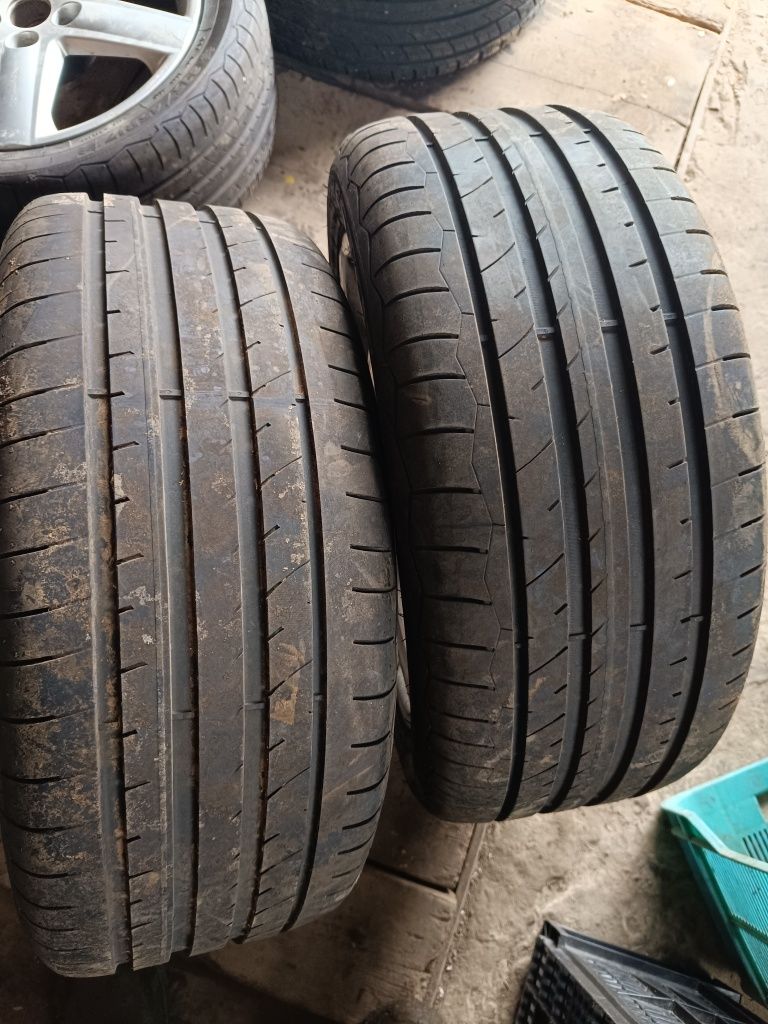 Felgi aluminiowe z op LOonami letnimi Dębica Presto 235/45 R17