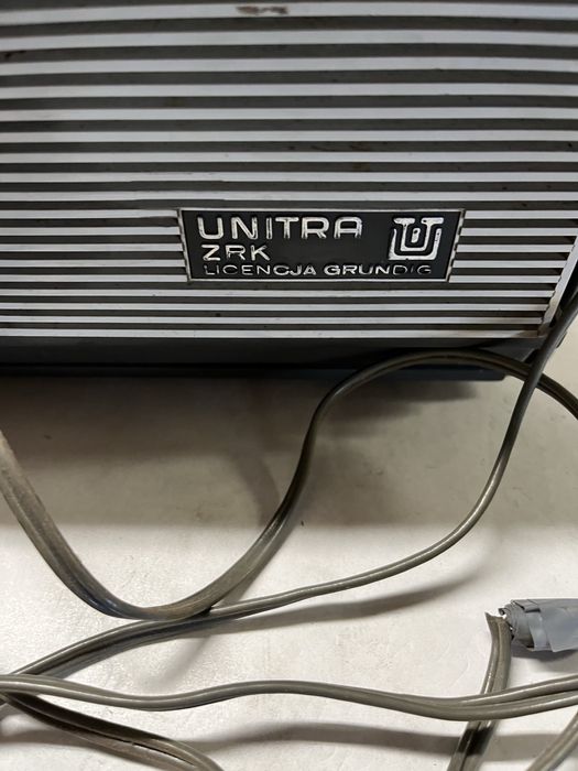 Stary magnetofon szpulowy taśmy Unitra ZK 120 T