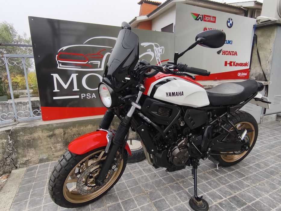 Yamaha  XSR700  de  2022
