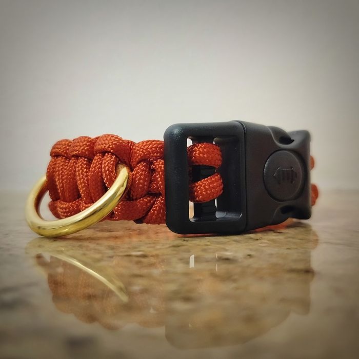 Czerwona obroża handmade