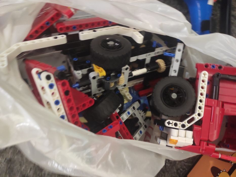 Zestaw zabawek dla chłopca