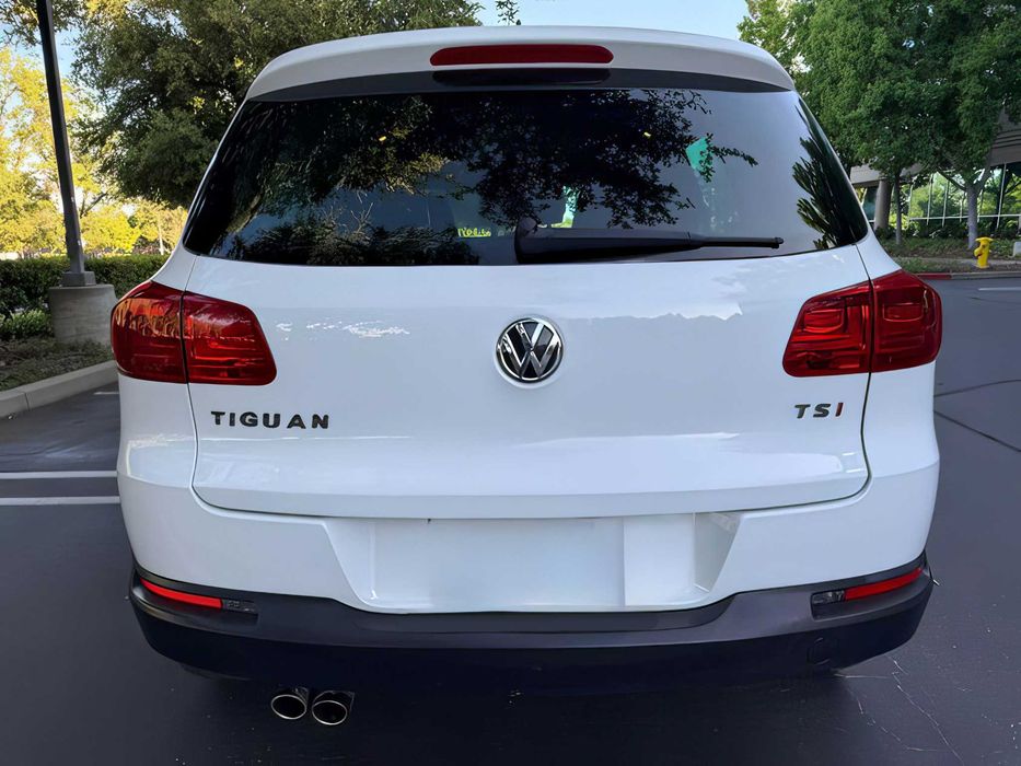 Volkswagen Tiguan      2017