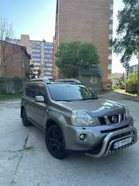 Nissan X-trail 2.5 газ/бенз