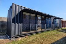 Całoroczny kontener morski - Mobilny BARBER, 30m2