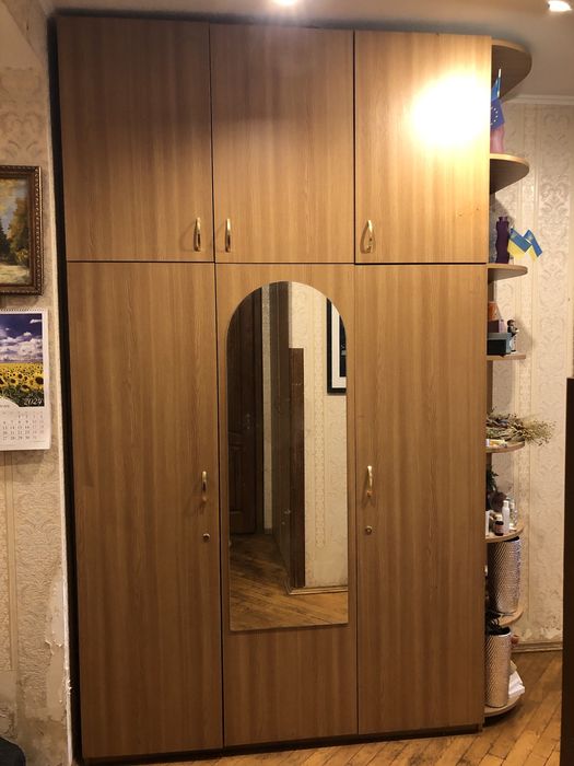 Шафа для одягу спальня/передпокій