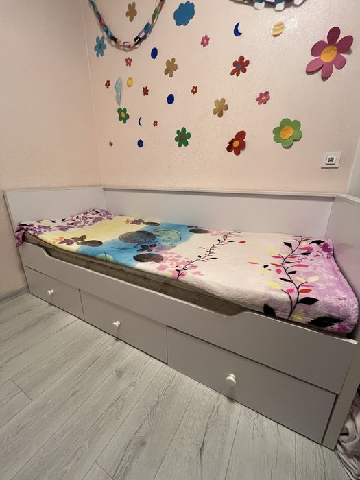 Ліжко Односпальне