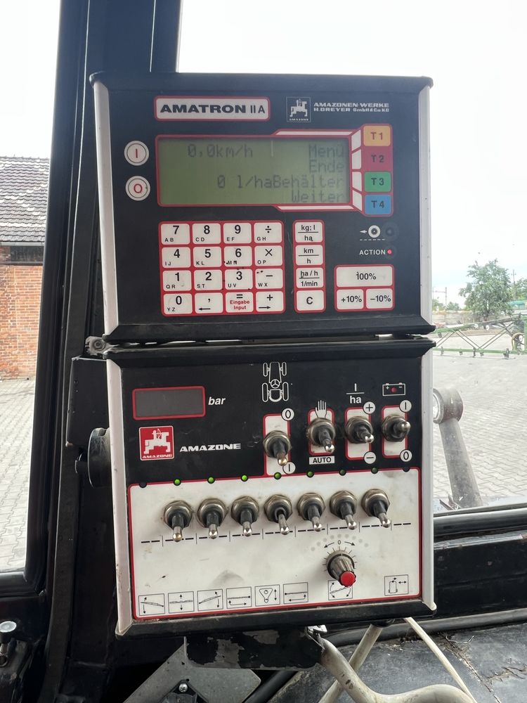Opryskiwacz Amazone UG 2200