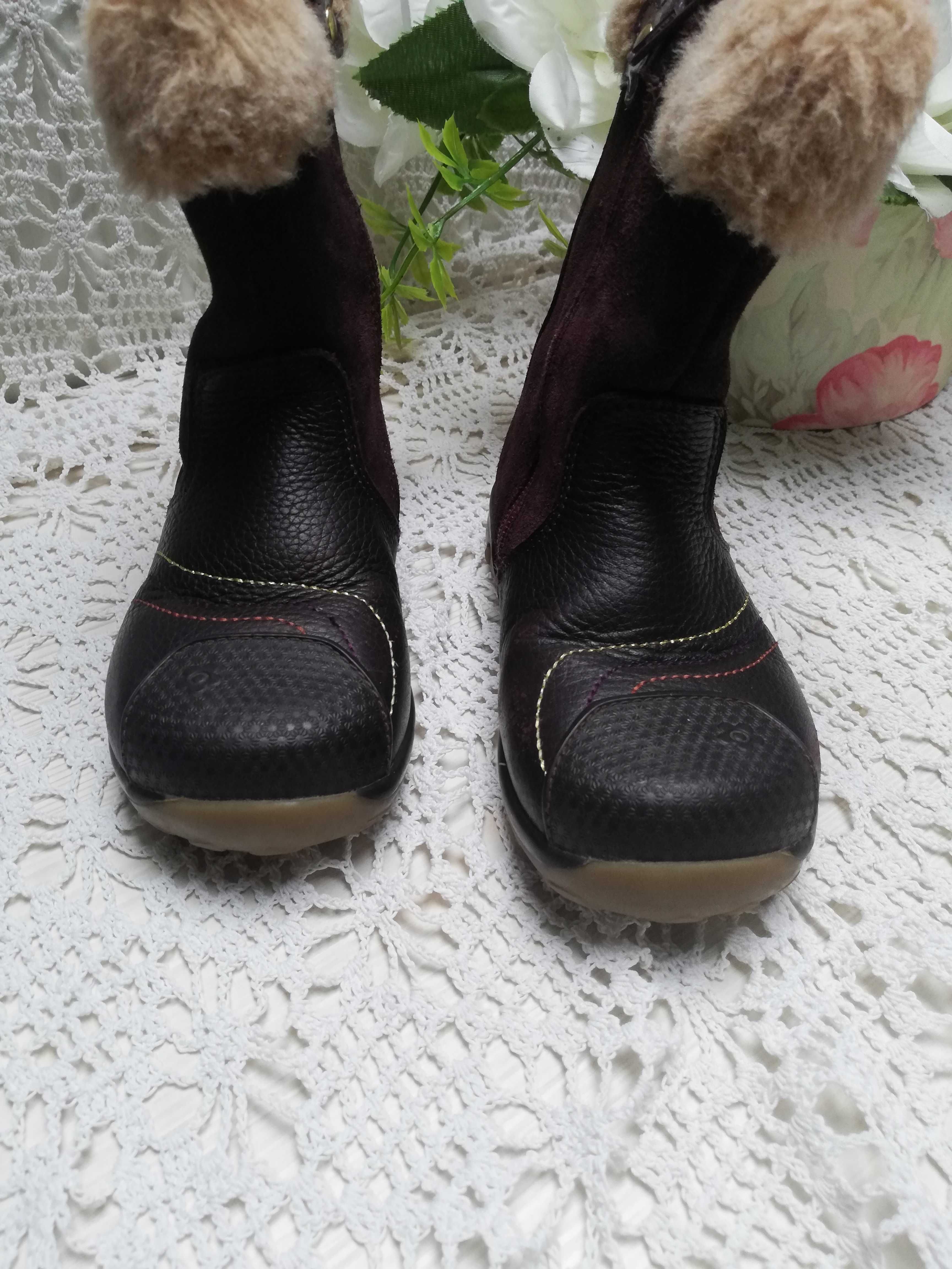 Piękne kozaczki Clarks rozm. 7F 24Eu