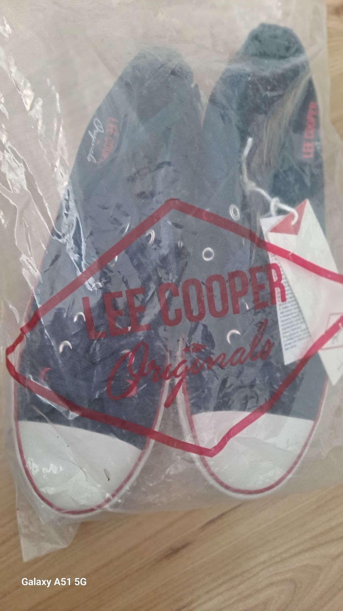 Trampki Lee Cooper nowe