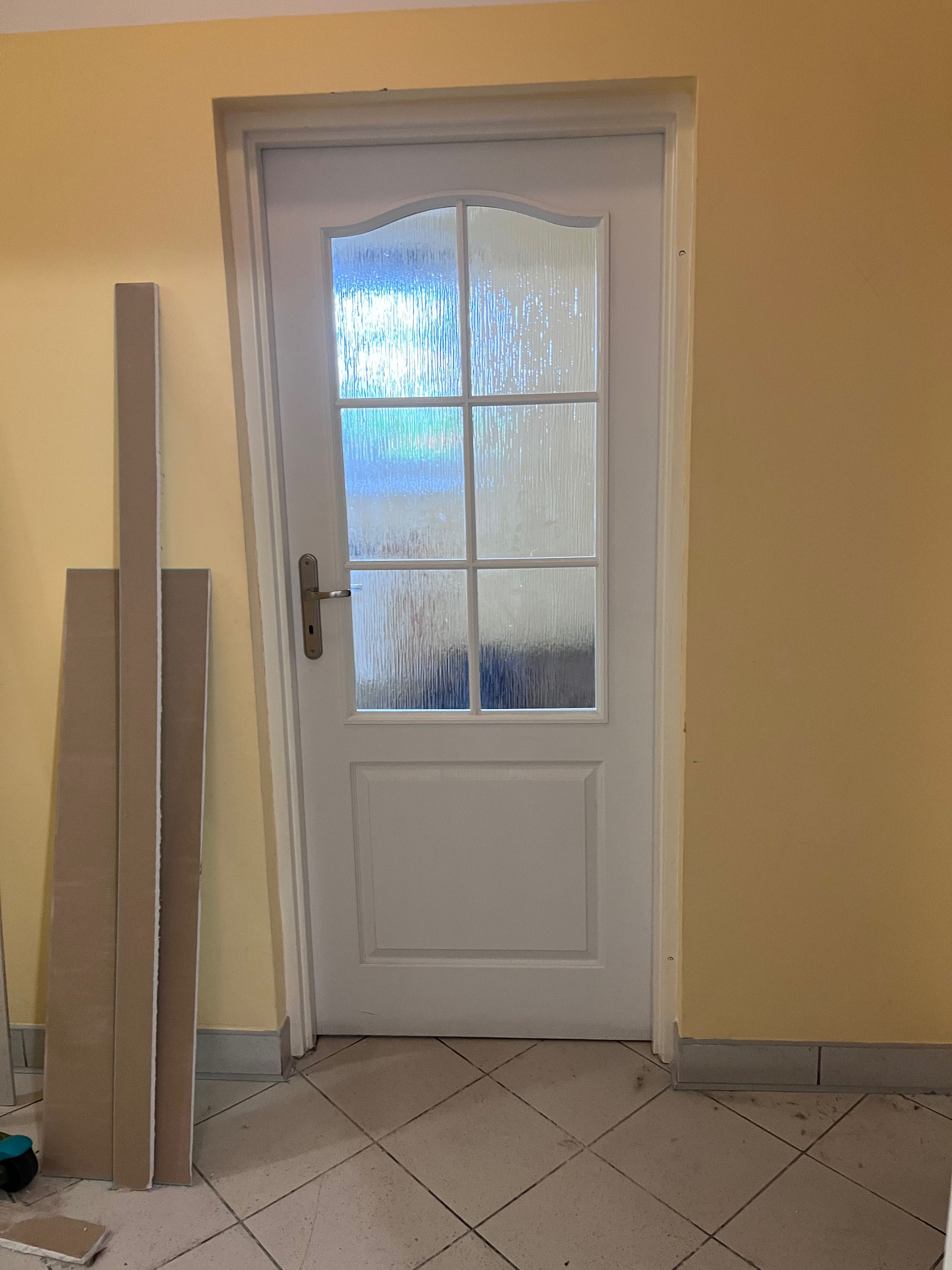 Drzwi wewnętrzne, 90 cm stan bardzo dobry