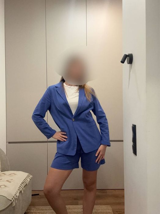Стильний жіночий костюм (піджак + шорти)