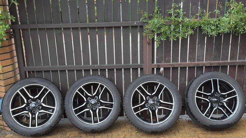 Felgi z oponami zimowymi 18 5x114,3 Ford Mustang VI