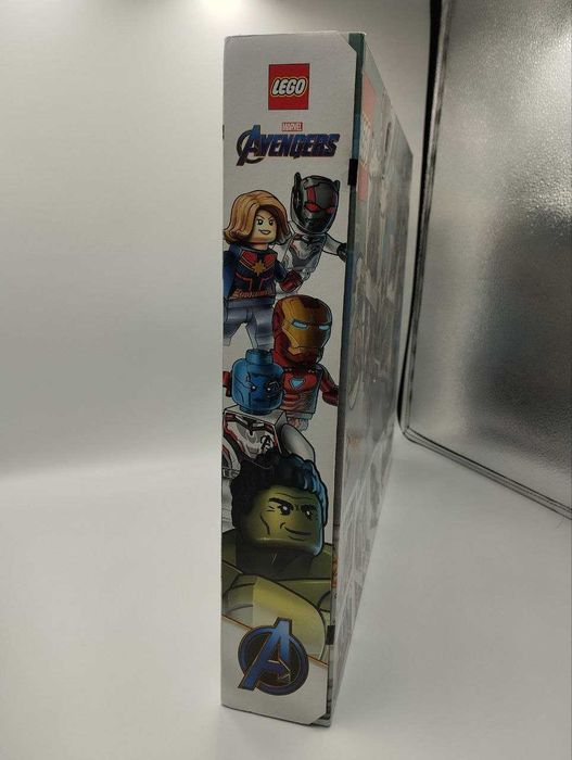 Конструктор LEGO MARVEL Super Heroes: Avengers Compound Battle 76131