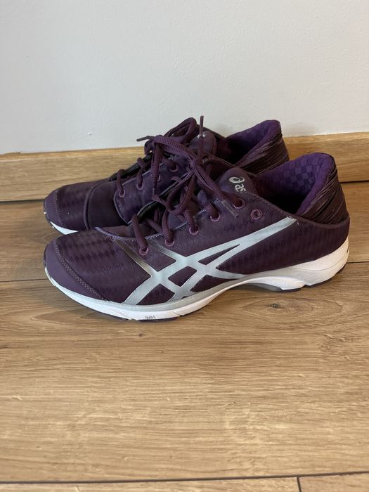 Asics buty sportowe 41,5