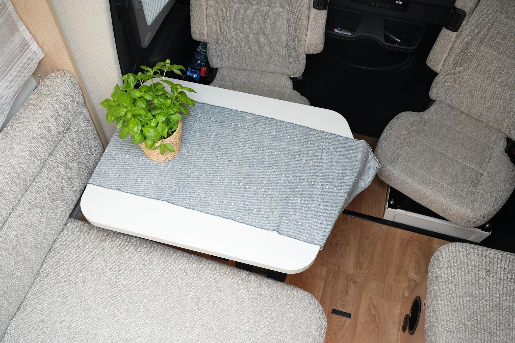 Hymer-Eriba bmc t600  Hymer BMC T600, jak nowy, ofoliowany, pełne wyposażenie
