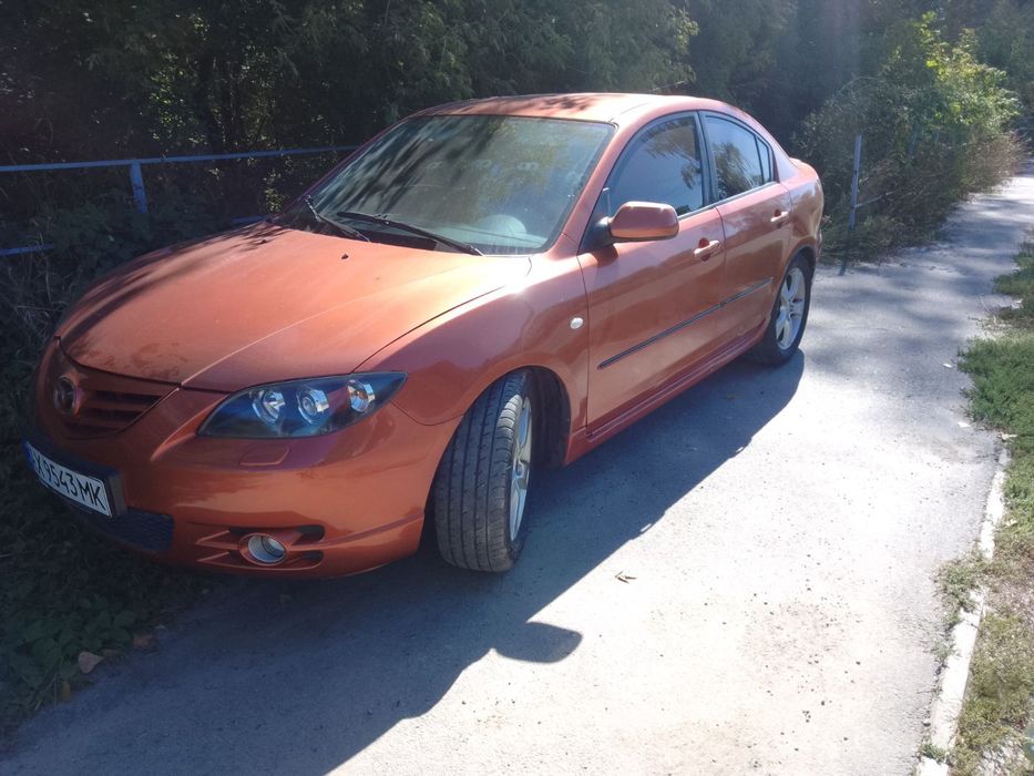 Продам авто мазда 3