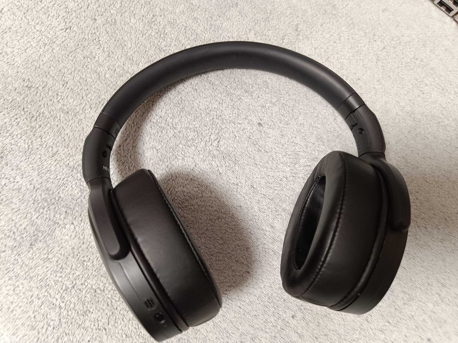 Бездротові навушники Sennheiser HD 350 BT Black