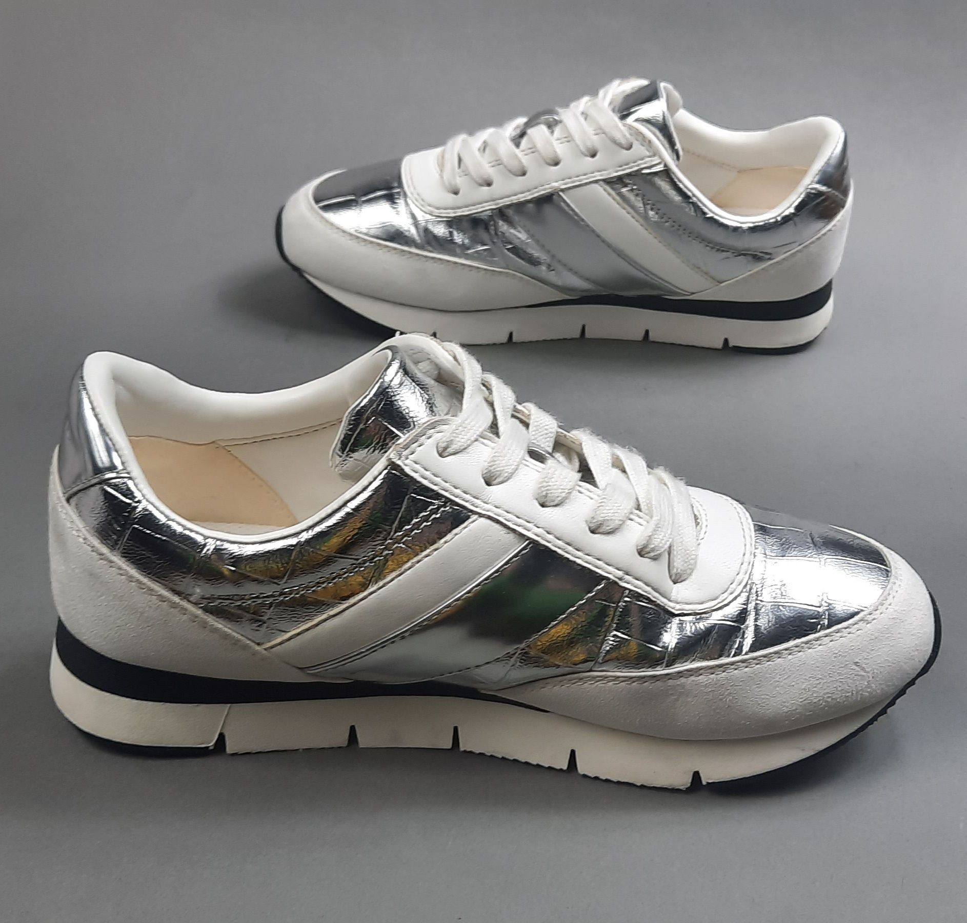 Calvin Klein Tea oryginalne buty półbuty sneakersy 40 26cm