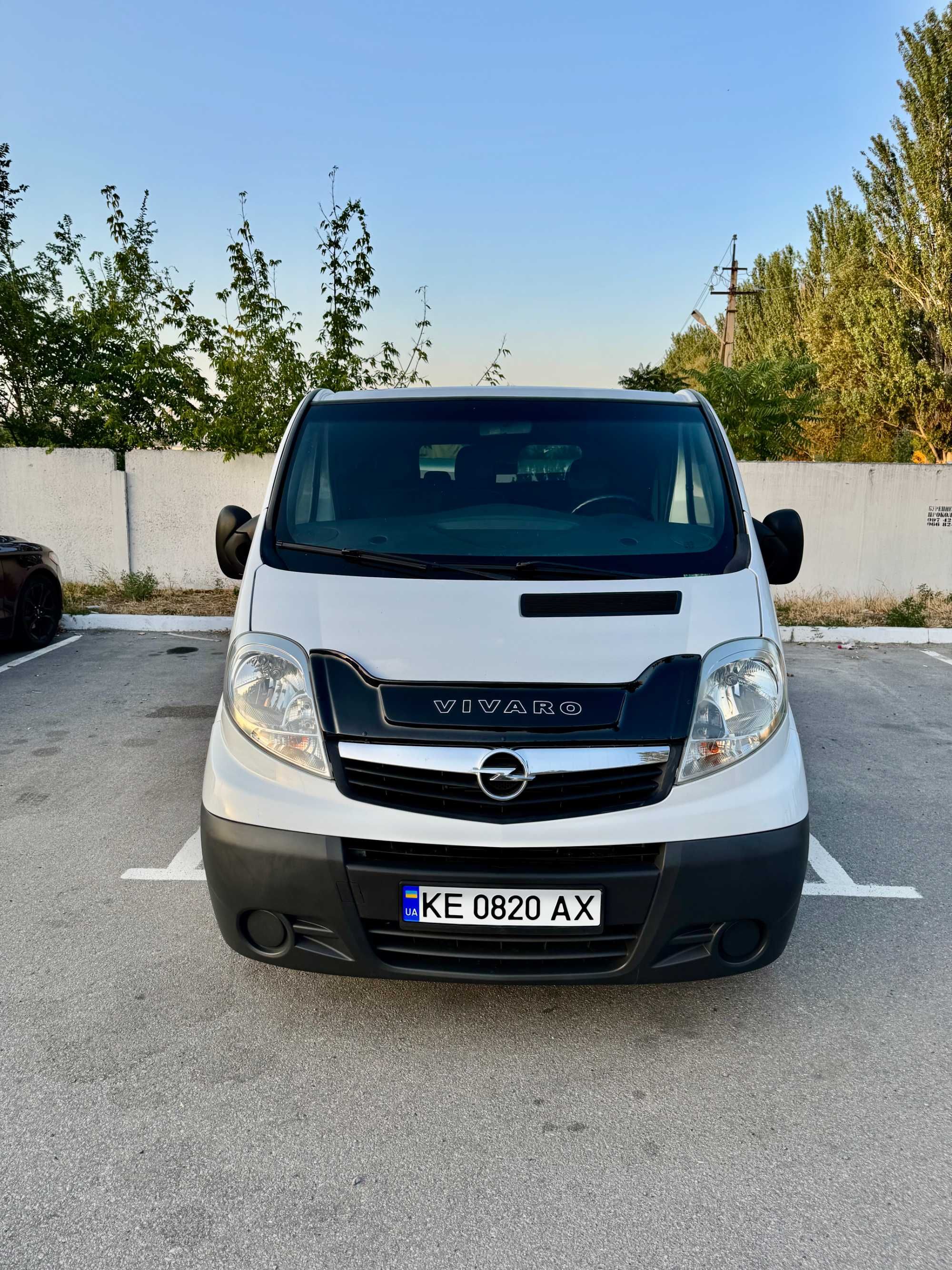 Опель Віваро Opel Vivaro 2010