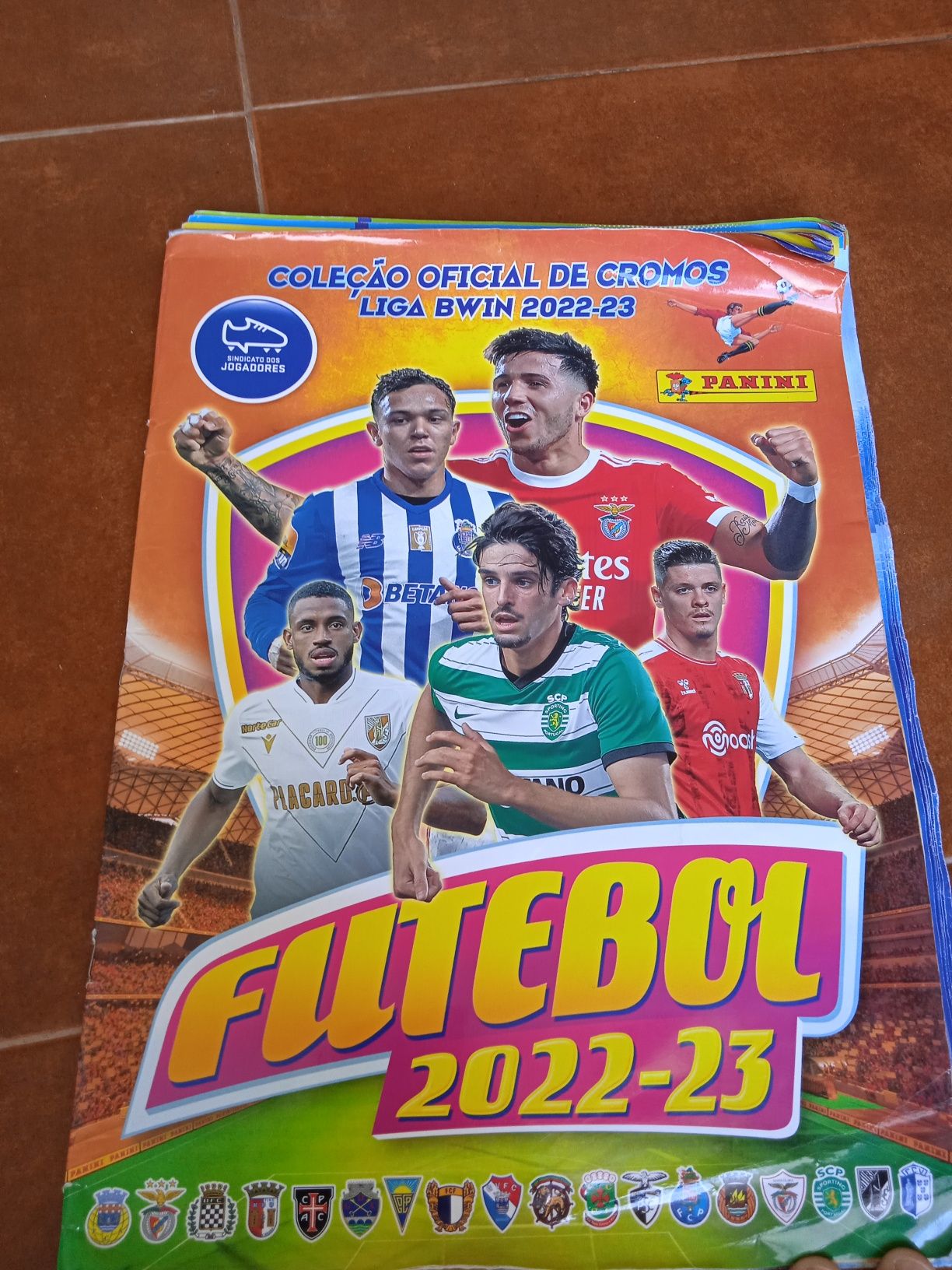 Troco cromos futebol liga bwin 2022/2023