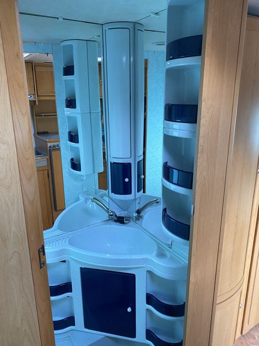 Adria unica 562UL - 2000r