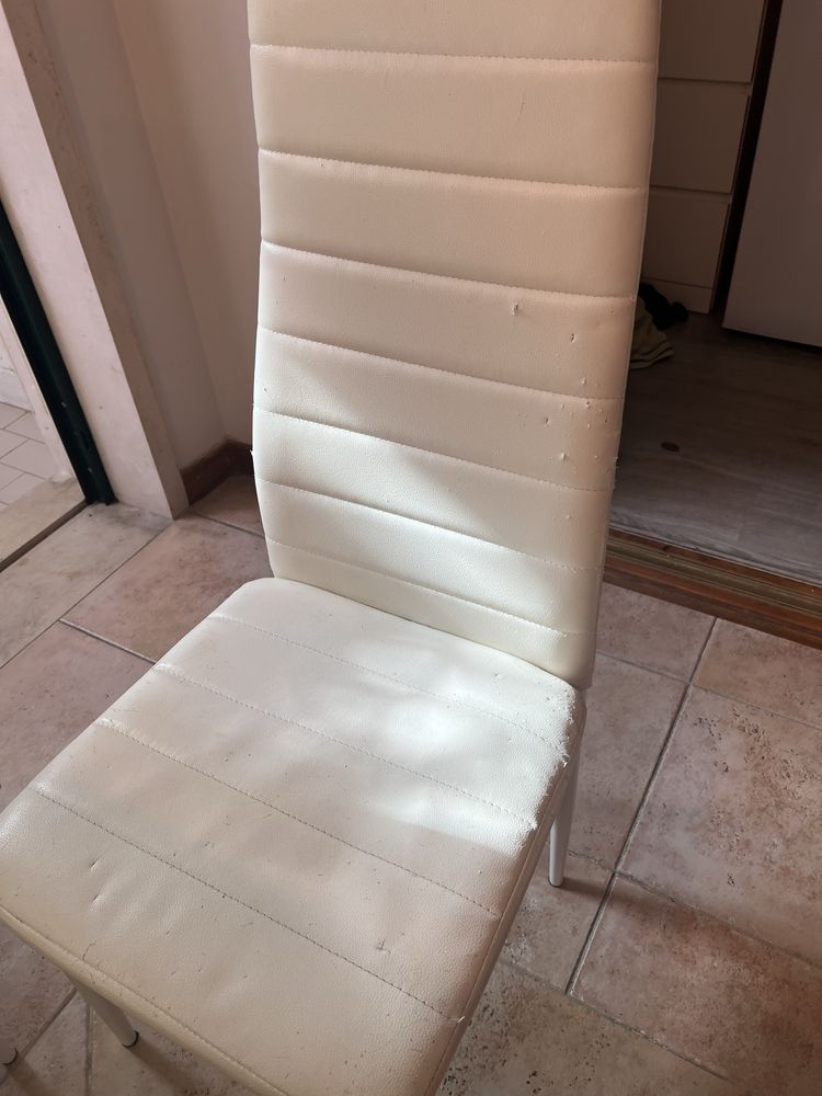 Mesa de vidro com 6 cadeiras