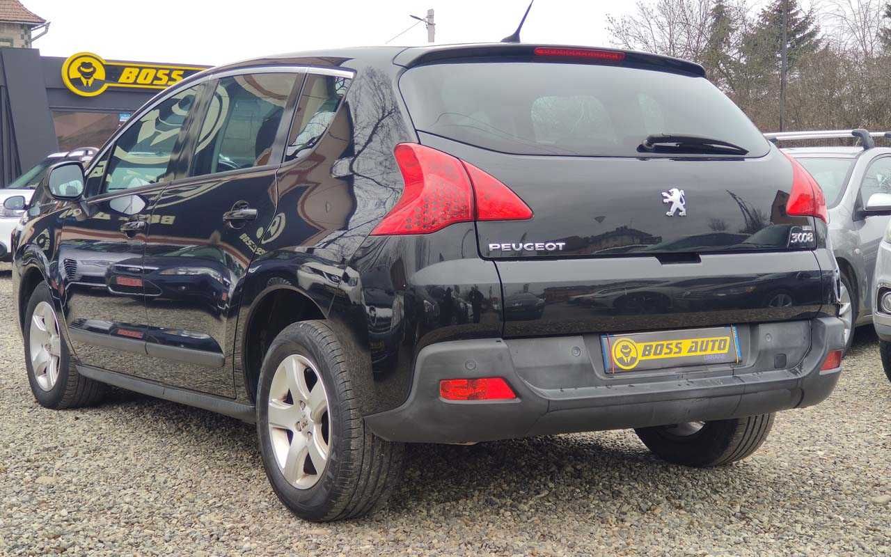 Peugeot 3008 2011