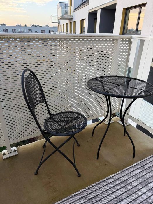 Stół i krzesło ogrodowe metalowe