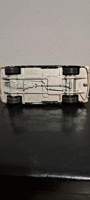 CORGI Austin London TAXI