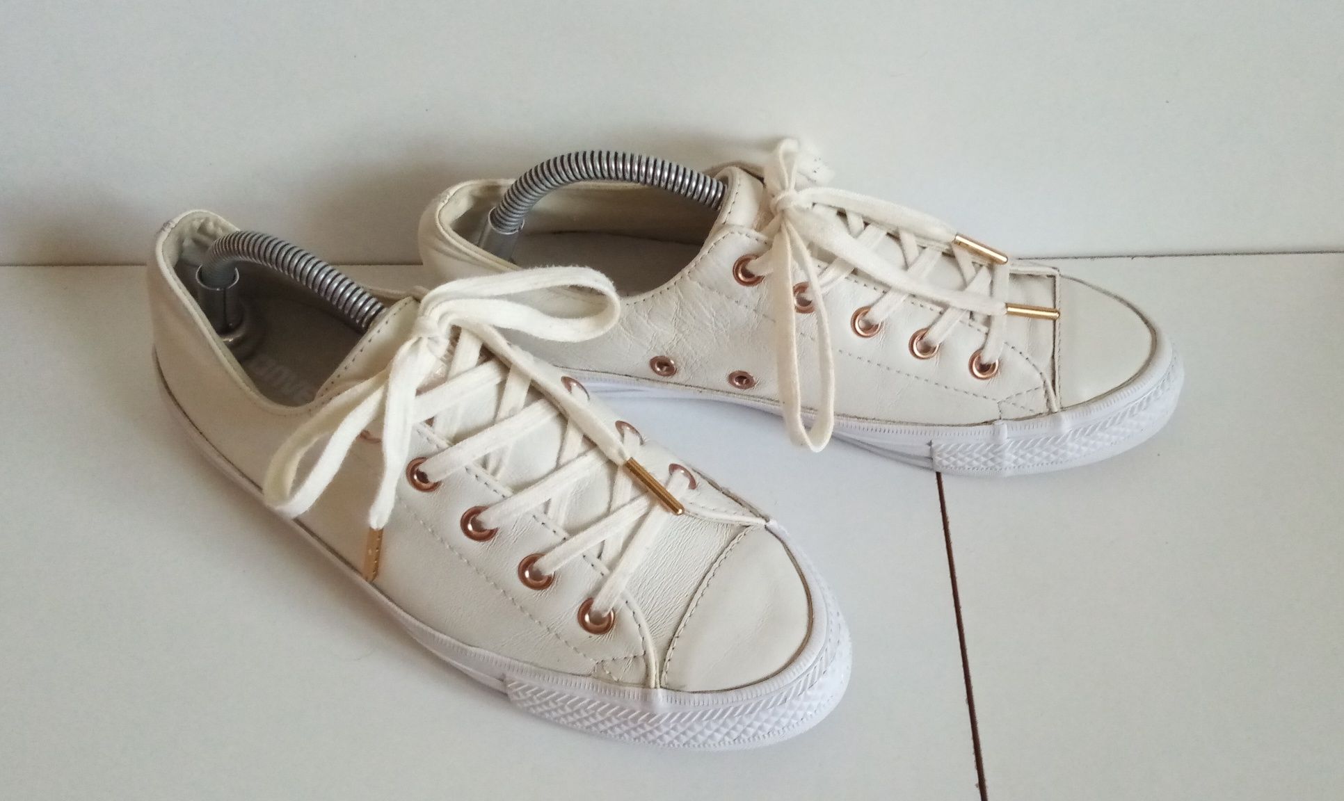 Кожаные белые кеды Converse, 38 р.