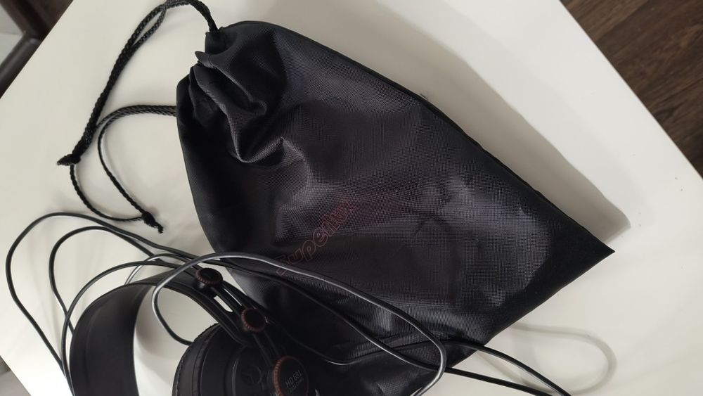 Słuchawki przewodowe Superlux