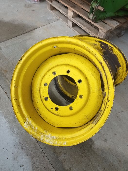 Felgi r24 John deere