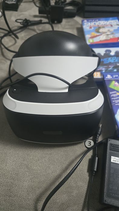Playstation 4 Pro 1T + PSVR + 2 comandos e Câmara e carregador Sony