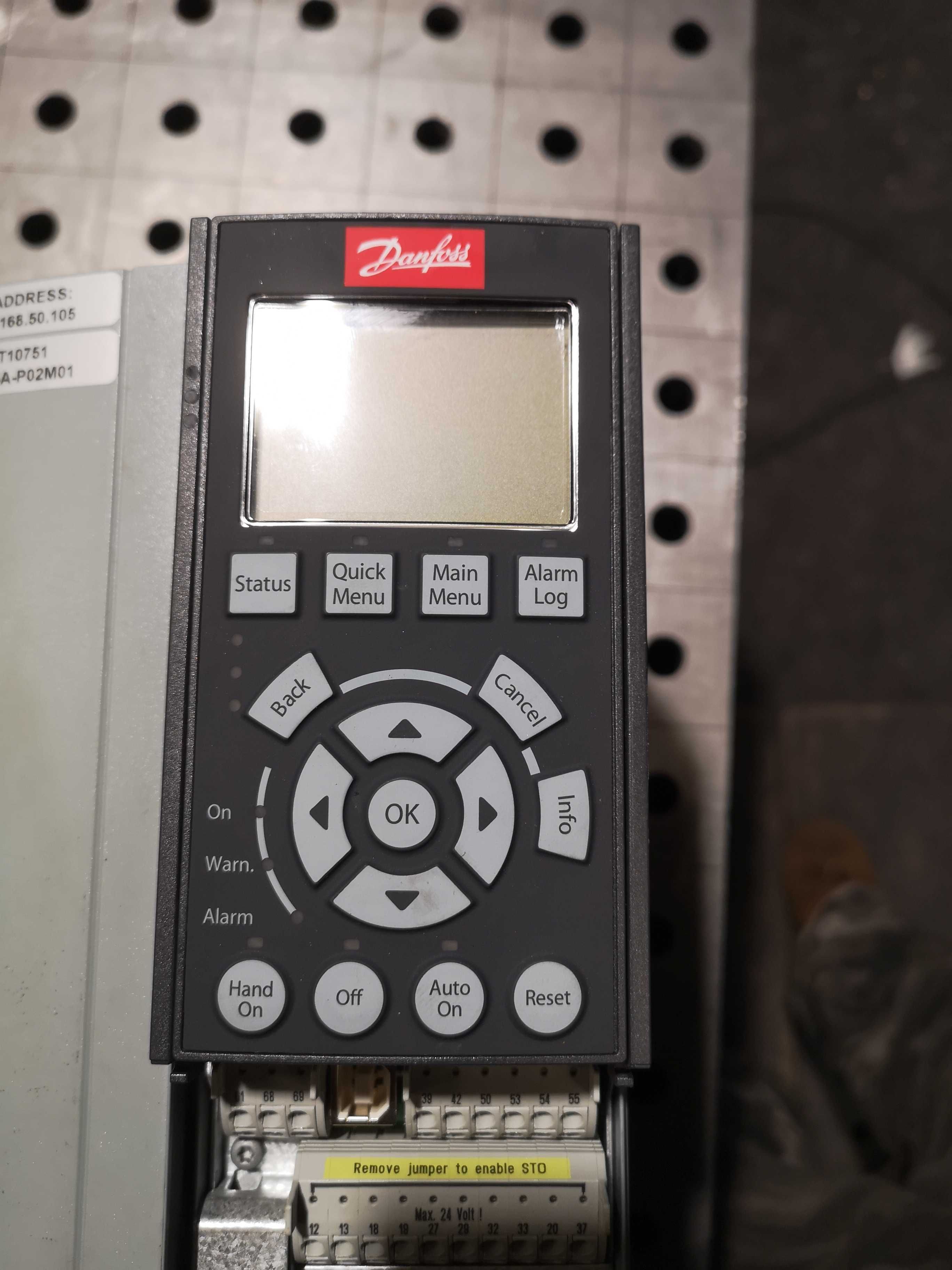 Falownik Danfoss 7.5 kW/5.5 kW FC-302P7K5T7E30H5BGC