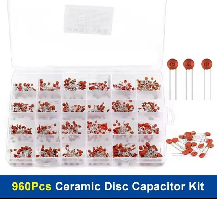 Набори електролітичних та керамічних конденсаторів.