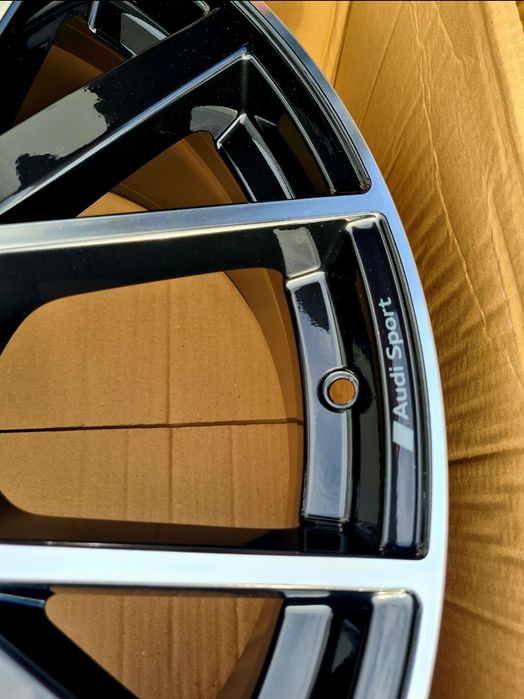 Oryginalne Nowe felgi Audi 22 Audi-Sport SQ7 Q7 SQ8 Q8 Nowe