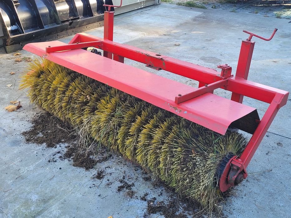 Zamiatarka odśnieżarka szczotka hydrauliczna do liści błota śniegu