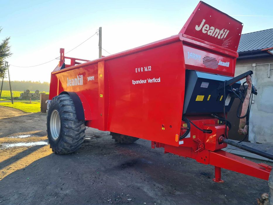 Rozrzutnik obornika Jeantil 1612