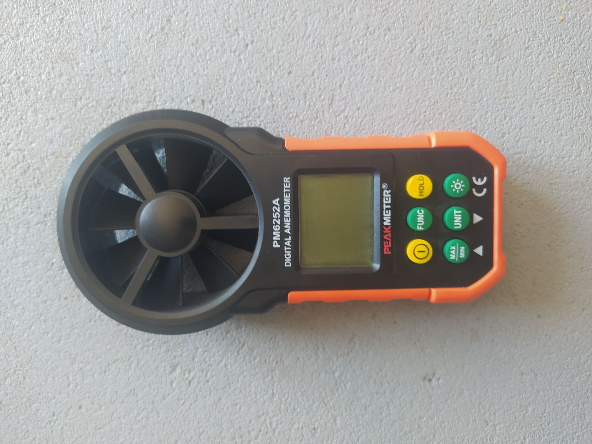 Anemometr wiatromierz miernik prędkości powietrza wiatru PM6252A etui