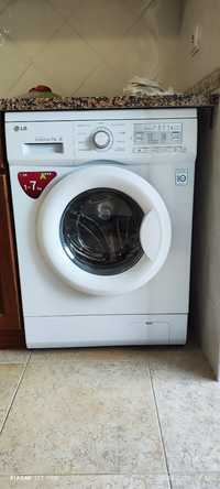 Máquina de lavar roupa LG 1-7Kg