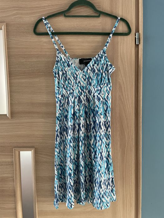 Sukienka letnia Reserved